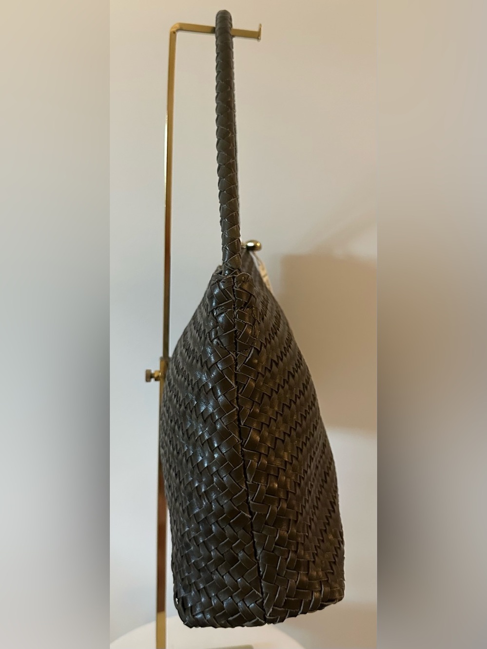 Madewell - the Signature Woven Leather Collection- faded olive leather shoulder - Picture 3 of 10